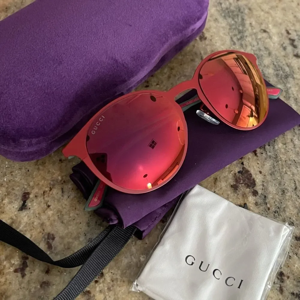 HP❤️🔥 New Gucci sunglasses ❤️ - Picture 1 of 10